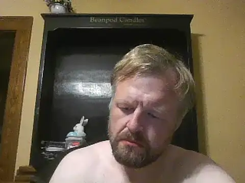 Snapshot of TheOneDonShaun chatting on 05-25-26, 08:42 TheOneDonShaun online show from 05-25-26, 08:42