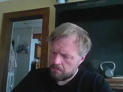 Snapshot of TheOneDonShaun chatting on 06-01-26, 06:09 TheOneDonShaun online show from 06-01-26, 06:09