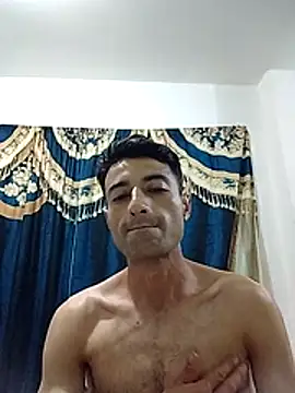 Snapshot of noah77_ chatting on 11-22-25, 04:33 noah77 online show from 11-22-25, 04:33