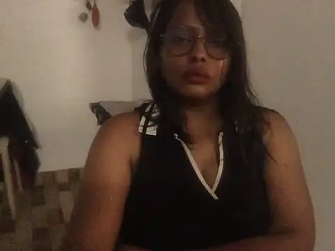 raveena hot online show from 06-26-26, 05:12