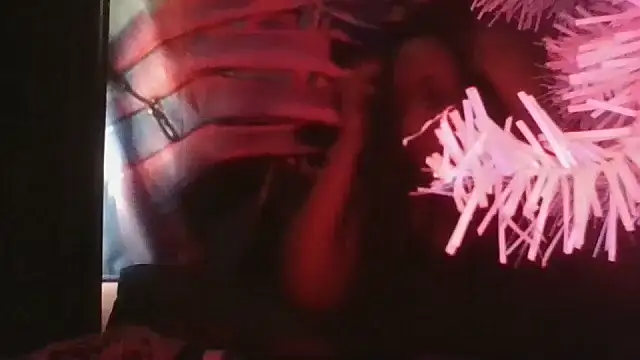 Snapshot of VenezuelaLuxeNoir chatting on 03-22-26, 11:30 VenezuelaLuxeNoir online show from 03-22-26, 11:30