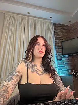 Snapshot of Tattitude_ chatting on 05-24-26, 06:51 Tattitude online show from 05-24-26, 06:51