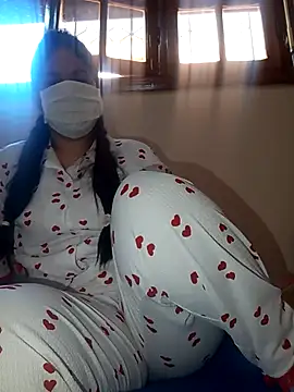 fati35flou online show from 03-25-26, 11:49