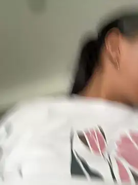 ArielleMillerr- online show from 04-16-26, 05:03