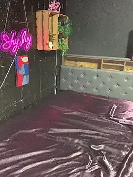 Shy-Ivy online show from 03-17-26, 10:13