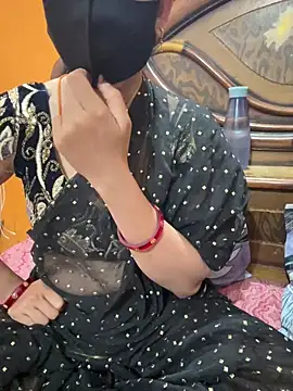 Snapshot of cutestpearl chatting on 03-15-26, 06:58 cutestpearl online show from 03-15-26, 06:58