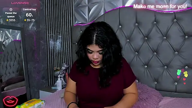 Amanda Mooree online show from 05-16-26, 04:09