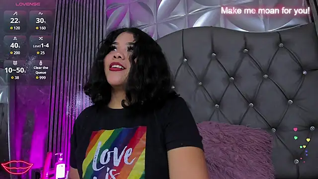 Amanda Mooree online show from 05-30-26, 04:20
