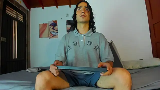 Snapshot of Jave_rave chatting on 06-16-26, 12:19 Jave rave online show from 06-16-26, 12:19