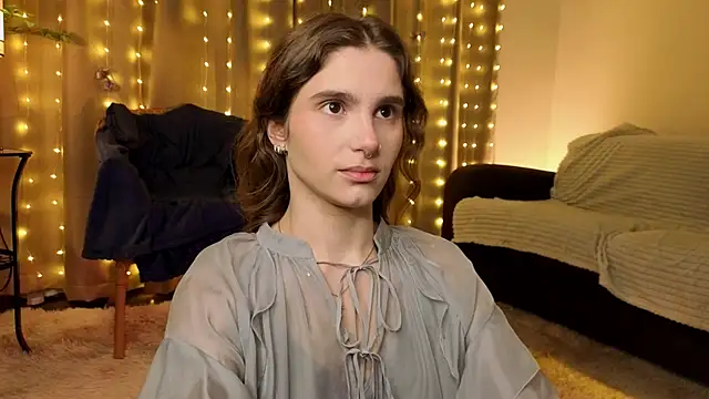 RozanneJordan online show from 04-06-26, 05:14