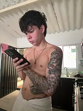 Snapshot of Handsome_boys69 chatting on 07-07-26, 07:40 Handsome boys69 online show from 07-07-26, 07:40