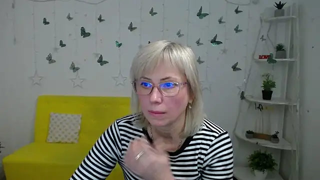 LaurenWishy online show from 02-20-26, 12:49