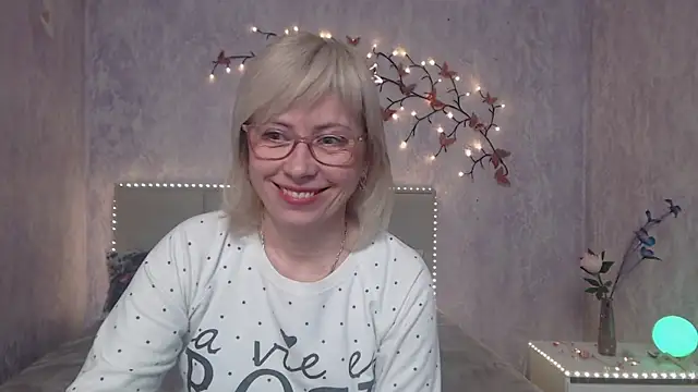 LaurenWishy online show from 03-01-26, 06:26