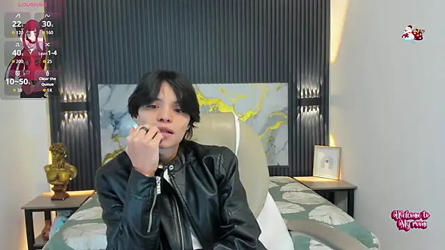 Snapshot of Sylasfrost chatting on 11-21-25, 07:12 Sylasfrost online show from 11-21-25, 07:12