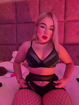 NathalieRoss1 online show from 06-02-26, 02:30