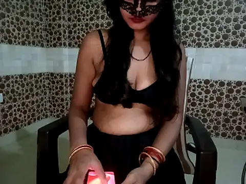 Sassy Shanvi online show from 04-01-26, 11:13