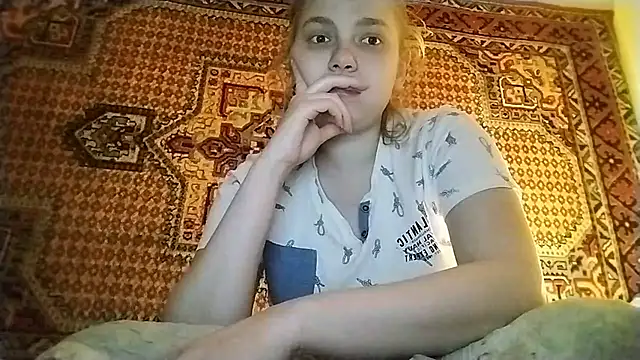 KikiBang online show from 04-12-26, 06:57