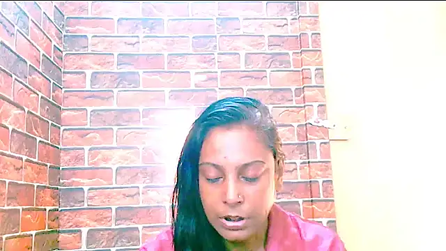 Snapshot of indian_spice_girl chatting on 04-26-26, 05:49 indian spice girl online show from 04-26-26, 05:49