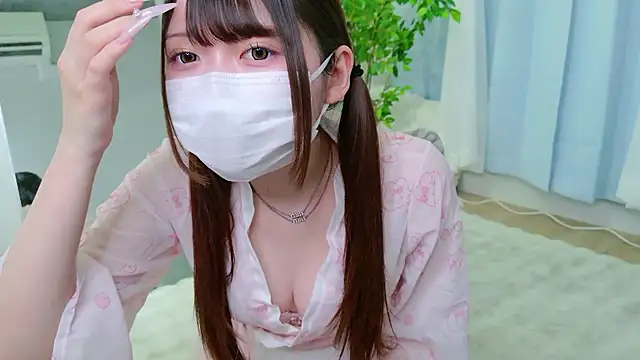 Snapshot of _Sakura_F chatting on 03-24-26, 05:51 Sakura F online show from 03-24-26, 05:51