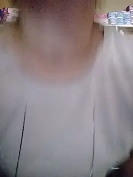 MIA-LARIOS online show from 05-29-26, 02:59