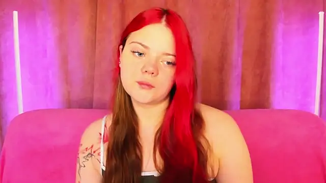 KellyFiery online show from 05-06-26, 01:03