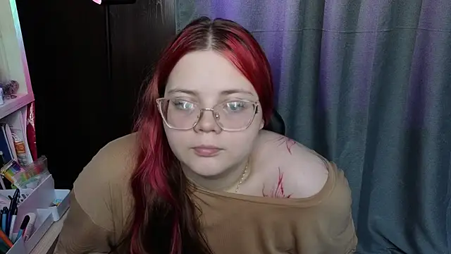 KellyFiery online show from 06-14-26, 01:57