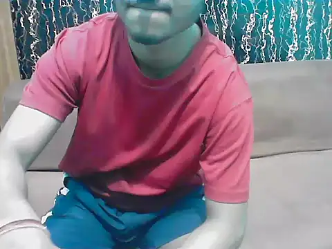 Snapshot of hello_baby01 chatting on 03-12-26, 04:57 hello baby01 online show from 03-12-26, 04:57