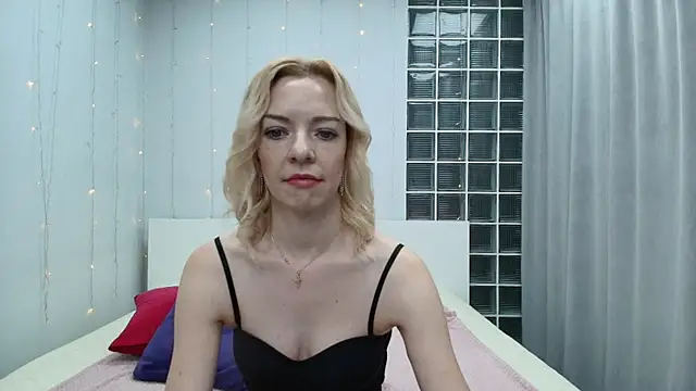 Brightly Heizer online show from 04-14-26, 12:38