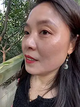 Snapshot of tianwei2567 chatting on 01-12-26, 06:40 tianwei2567 online show from 01-12-26, 06:40