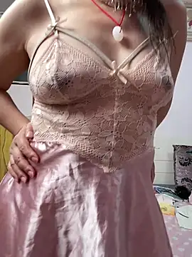tianwei2567 online show from 05-26-26, 01:40