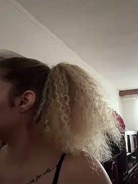 CrazyJessika online show from 05-21-26, 01:07