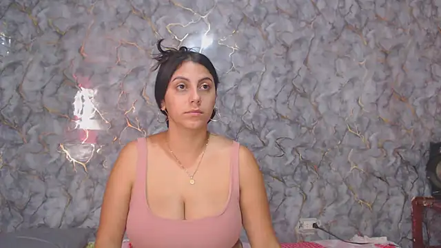 Snapshot of miarouse1531 chatting on 03-24-26, 08:25 miarouse1531 online show from 03-24-26, 08:25