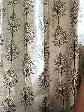 Snapshot of paro22_sex chatting on 07-14-26, 04:23 paro22 sex online show from 07-14-26, 04:23