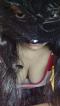 Snapshot of SameeraReddy19 chatting on 12-22-25, 02:03 SameeraReddy19 online show from 12-22-25, 02:03