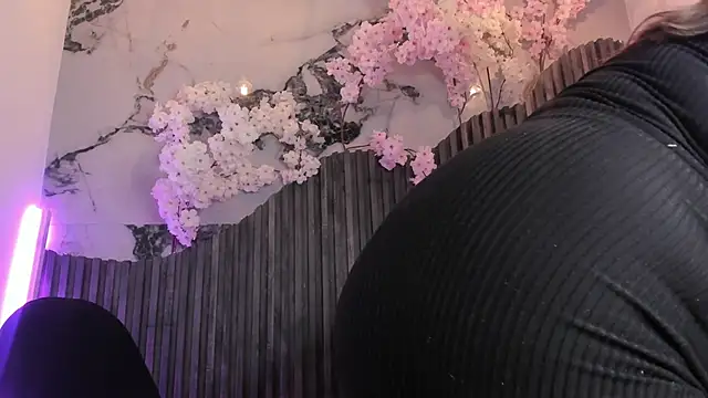 Kitty Bms  online show from 02-11-26, 02:05