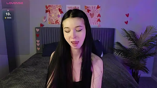 miiss jessica online show from 04-14-26, 01:22