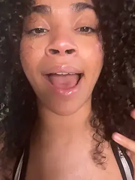 Kiki hammyy online show from 05-31-26, 06:09