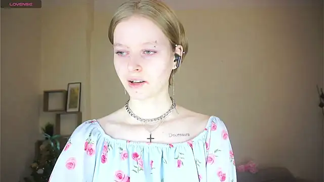 ToyaPletz online show from 04-04-26, 05:10