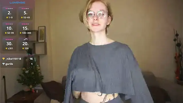 ToyaPletz online show from 04-12-26, 07:08