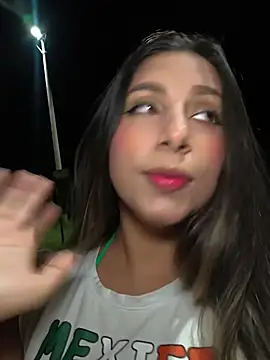 Snapshot of Catalina_ramos chatting on 06-19-26, 05:01 Catalina ramos online show from 06-19-26, 05:01