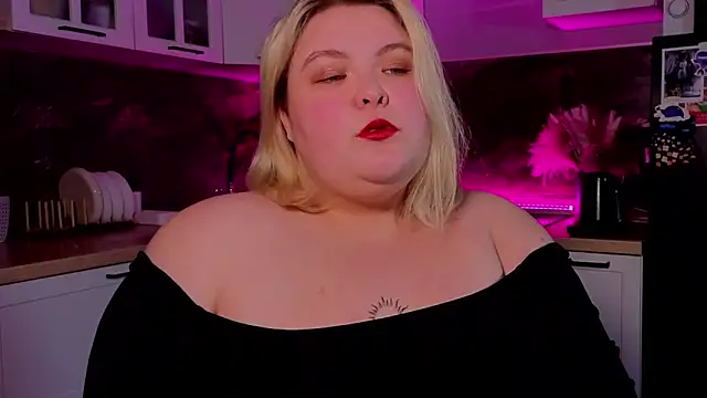 ellagoddes online show from 11-26-25, 05:14