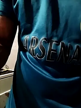 Snapshot of man_black_hot24 chatting on 01-08-26, 02:03 man black hot24 online show from 01-08-26, 02:03