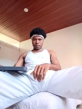 Snapshot of man_black_hot24 chatting on 01-11-26, 12:54 man black hot24 online show from 01-11-26, 12:54