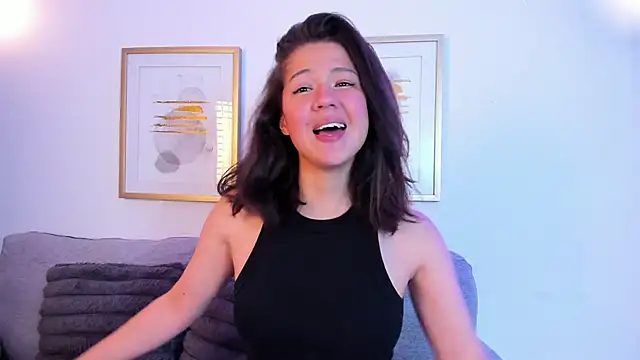 Skyy bloom online show from 03-23-26, 04:00