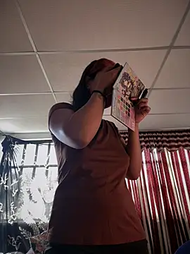 Snapshot of A_Good_Witch chatting on 04-11-26, 12:53 A Good Witch online show from 04-11-26, 12:53