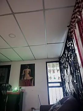 Snapshot of A_Good_Witch chatting on 04-16-26, 12:39 A Good Witch online show from 04-16-26, 12:39