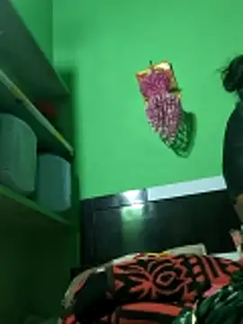 Uma sain online show from 02-15-26, 03:09