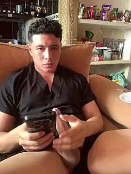 angelxxx95 online show from 04-15-26, 06:15