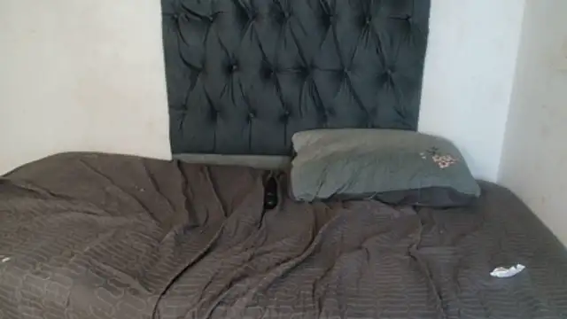 Ciara-Mia online show from 02-14-26, 04:15