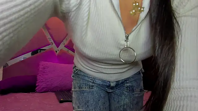 Snapshot of sol-angel chatting on 06-04-26, 03:40 sol-angel online show from 06-04-26, 03:40